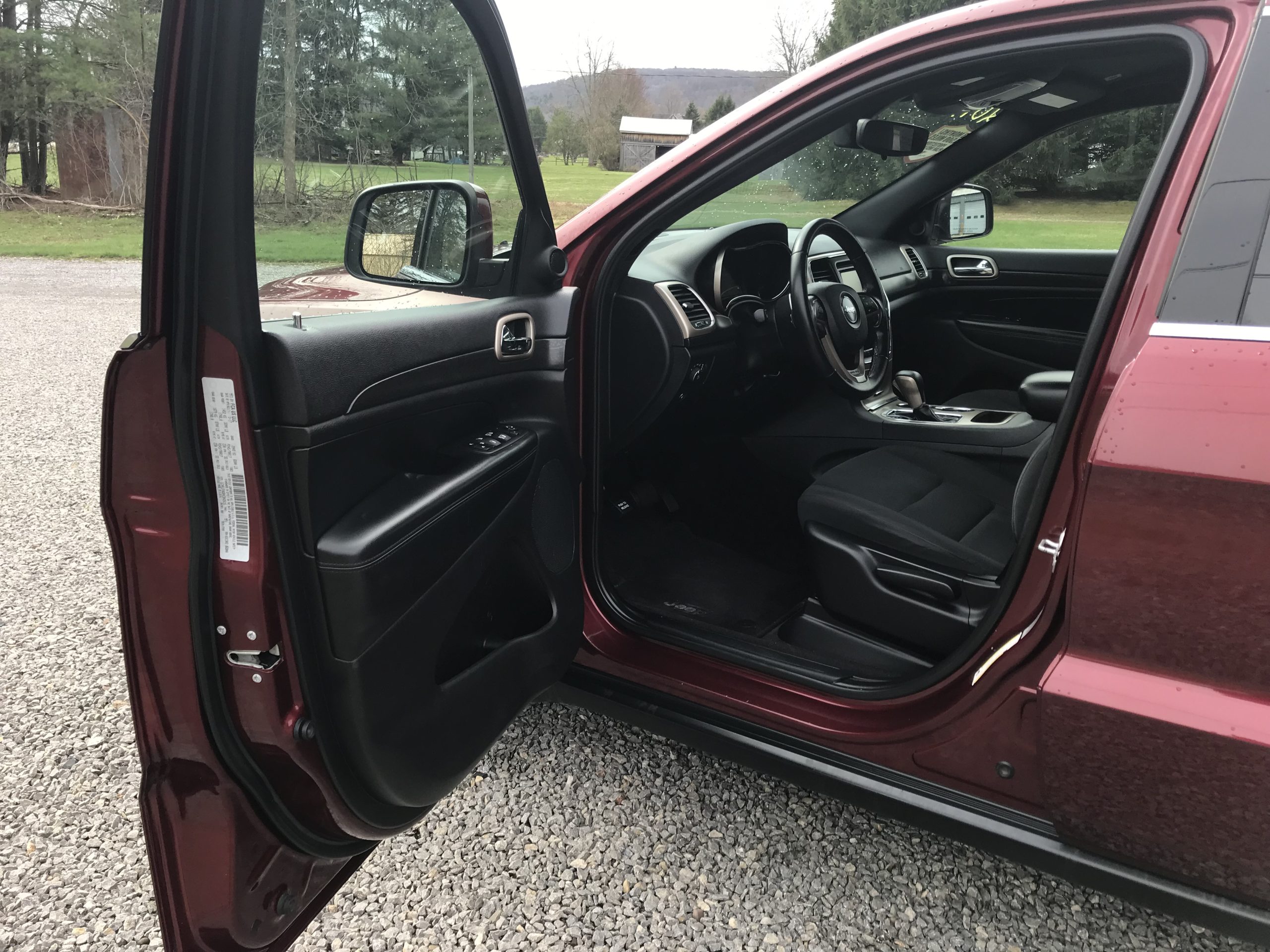 Another Awesome 2017 Jeep Grand Cherokee Laredo! It’s like New! 😊