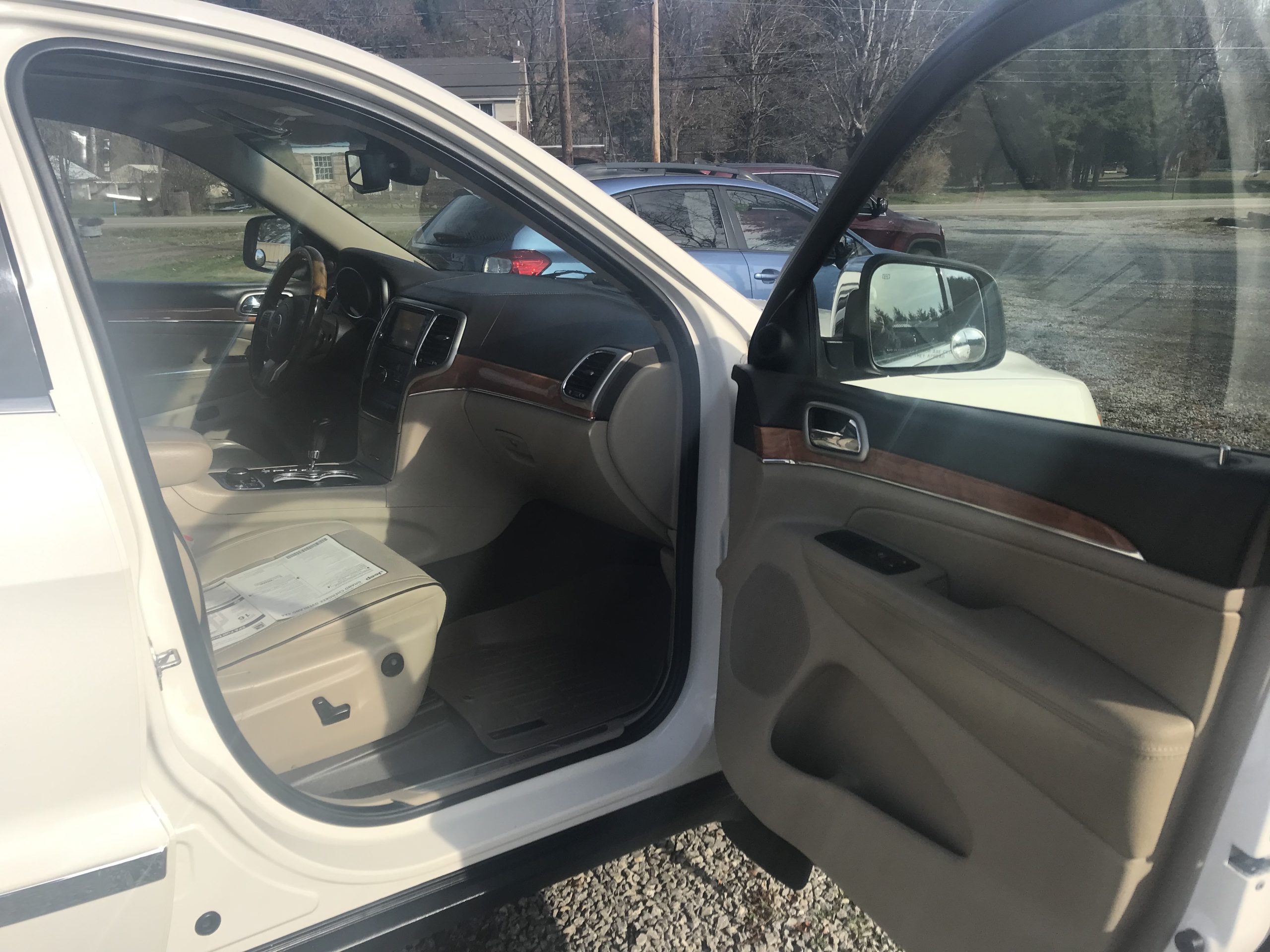 One Owner 2011 Jeep Grand Cherokee Overland