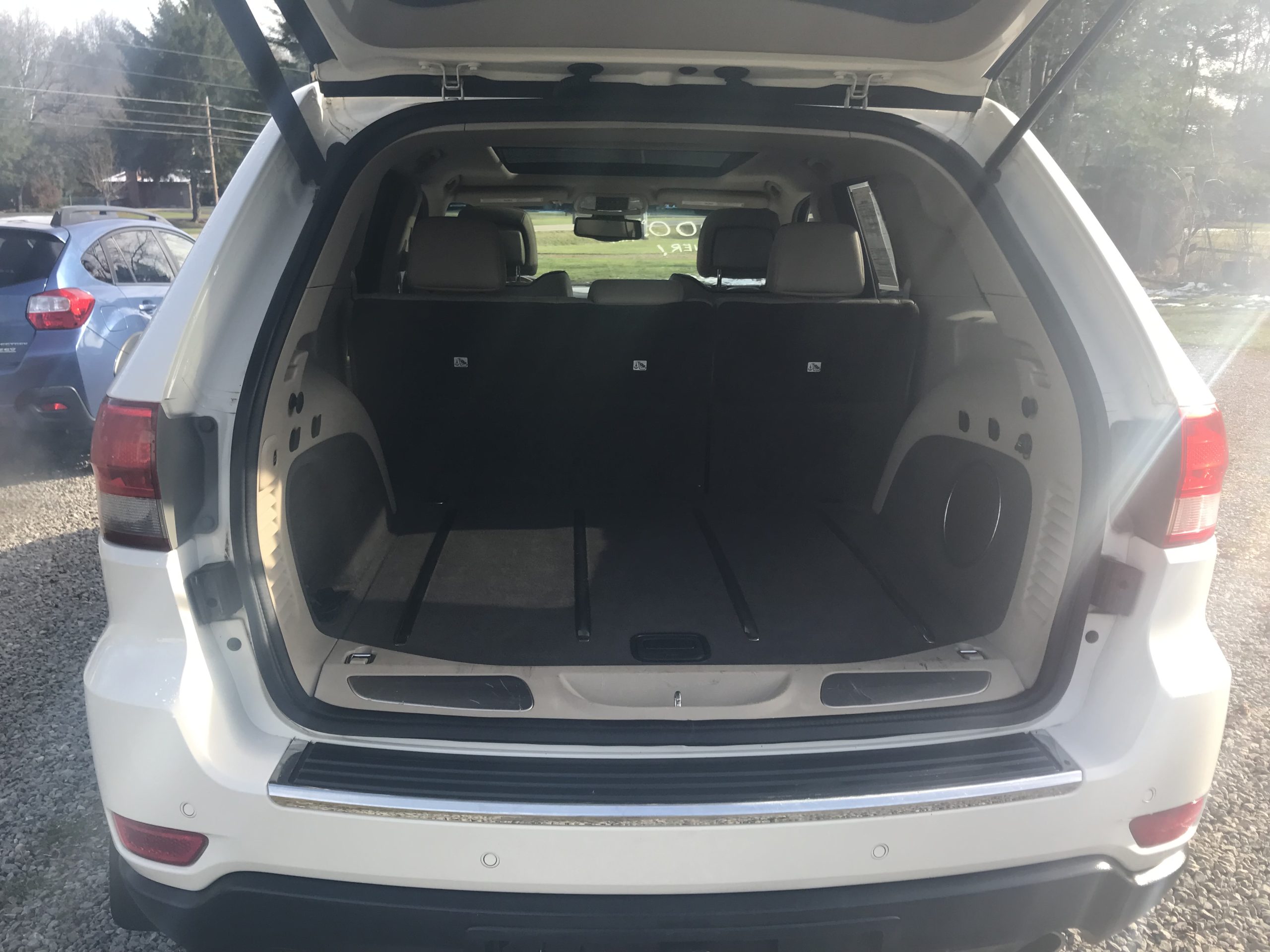 One Owner 2011 Jeep Grand Cherokee Overland