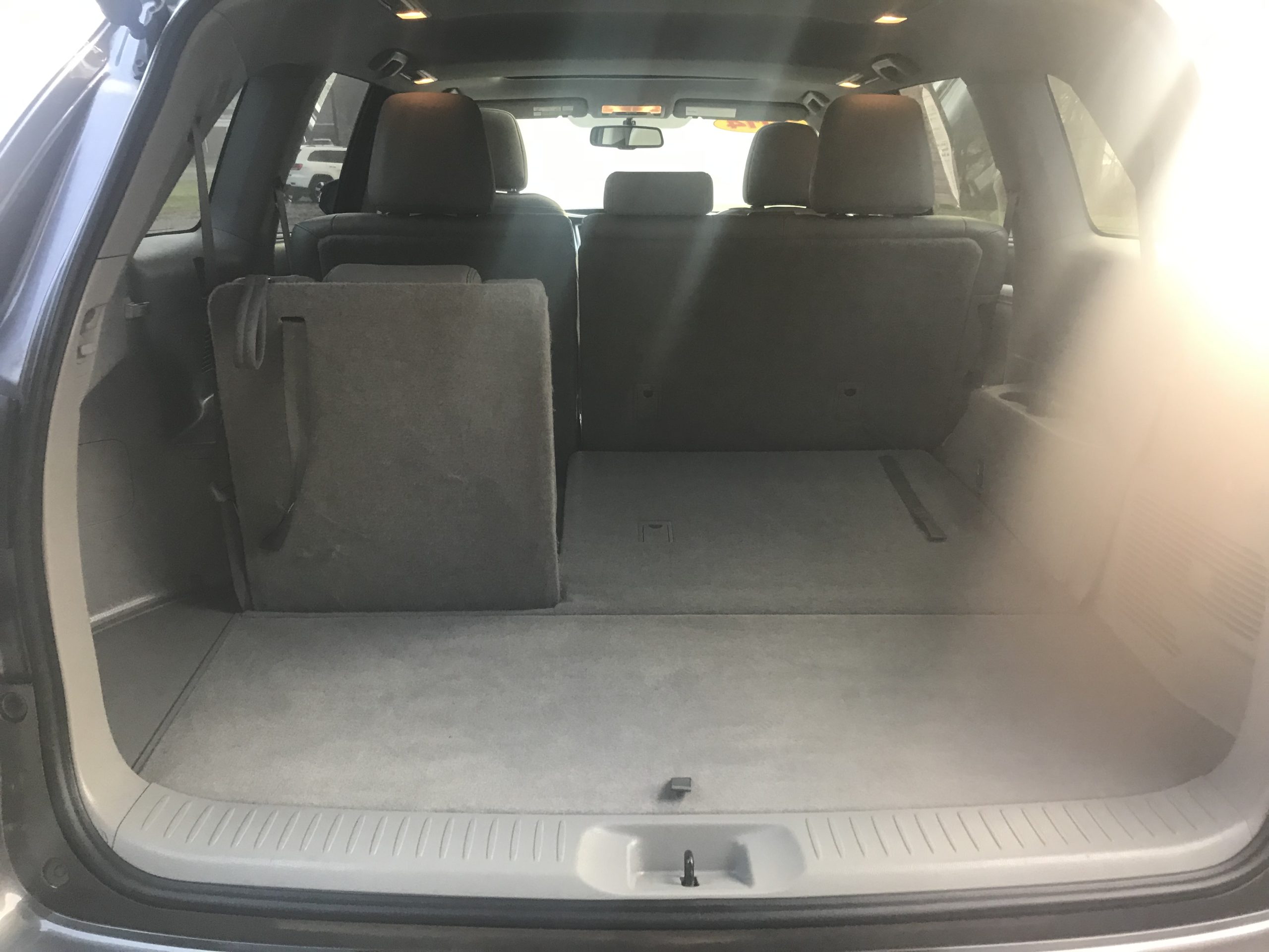 2014 Toyota Highlander XLE  With 3RD Row Seating!