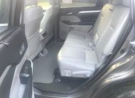 2014 Toyota Highlander XLE  With 3RD Row Seating!
