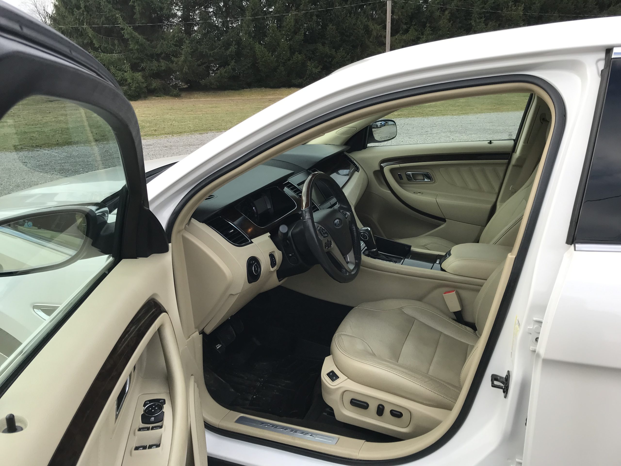 Coming Soon! 2015 Ford Taurus Limited! AWD! No Accidents!