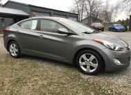 Very Nice 2013 Hyundai Elantra, Runs & drives great!  No Accidents!