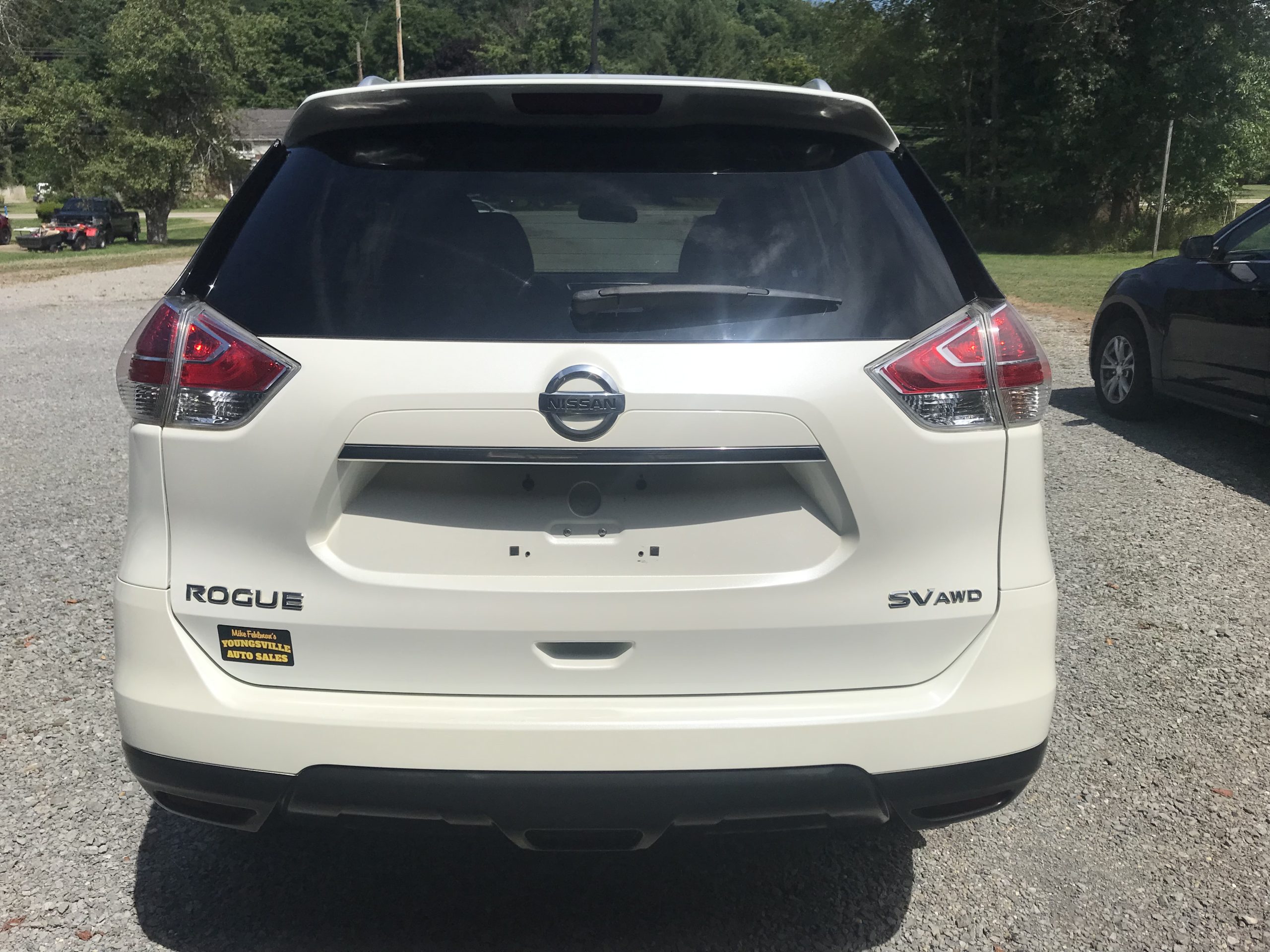 Super Clean! Excellent Condition! 2016 Nissan Rogue SV AWD! New Tires!