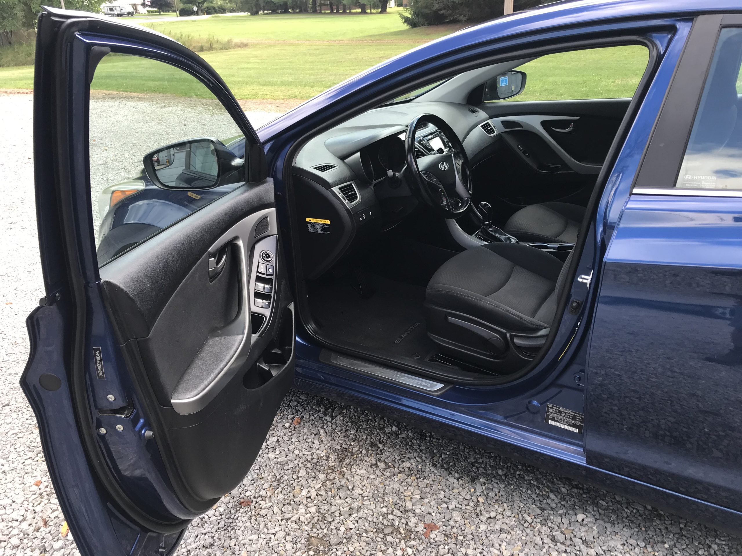 Very Nice 2016 Hyundai Elantra Limited SE. Runs & Drives Like New! New Pa Inspection.